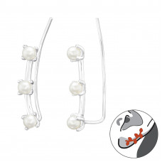 Silver Round Ear Cuff with Glass Pearl